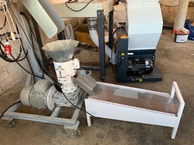 Kompletna linija za proizvodnju peleta sa tri stroja