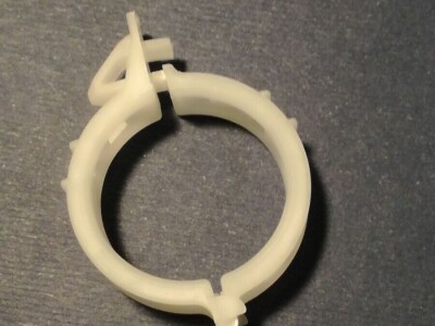 Kopča za vezanje rajčice.