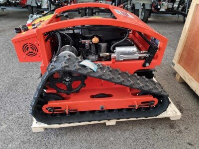 Kosilica na daljinsko upravljanje AGM