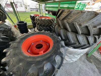 Kotači Komplet KUBOTA - do isteka zaliha