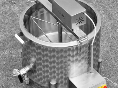 Kotao za kuhanje ajvara, pekmeza, čvaraka,...