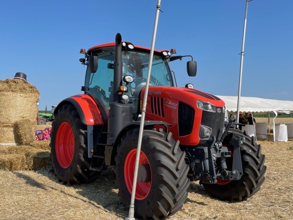 Kubota M7153 Premium KVT - odmah dostupno