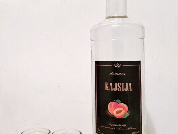 Kvalitetna rakija od kajsije