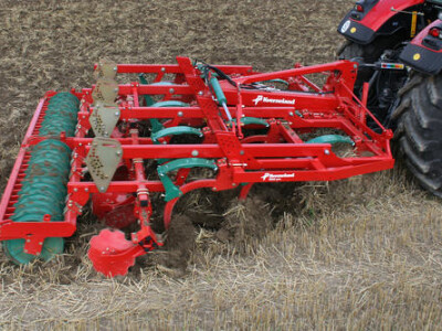 Kverneland CLC kultivator za strništa