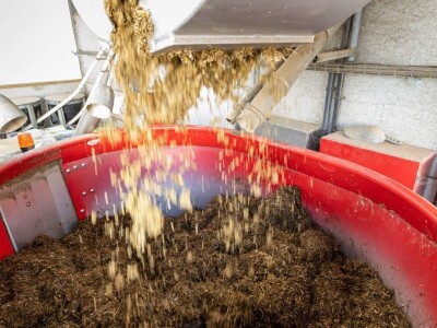 LELY VECTOR, Robotizovani sistem ishrane