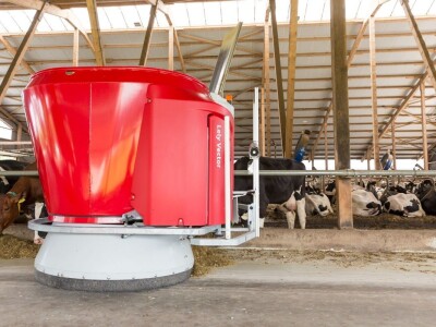 LELY VECTOR, Robotizirani sustav hranidbe