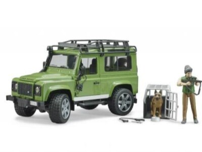 Bruder karavan Land Rover Vagon sa šumarom i psom