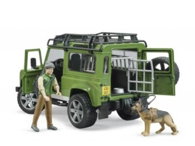 Bruder karavan Land Rover Vagon sa šumarom i psom