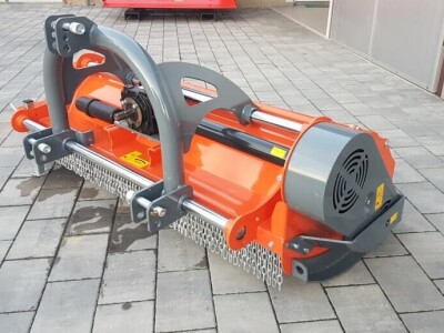 Malčer Mateng Menasor 220 Sa hidrauličnim pomakom