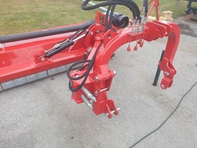 Malčer na hidrauličnoj ruci 240 cm, uku 260