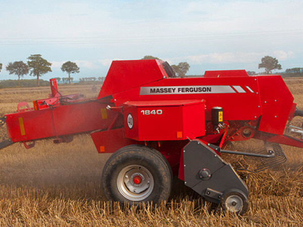 Massey  Ferguson balirka za male bale MF 1840