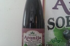 Matični sok od aronije