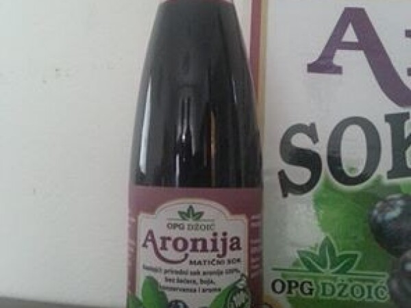 Matični sok od aronije
