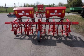 Međuredni kultivator 4 reda sa kutijom za gnoj
