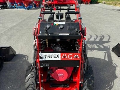 Mini utovarivač AGM