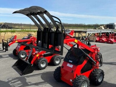 Mini utovarivač AGM