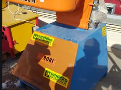 Prodajem  mlin  za   šrot/silažu