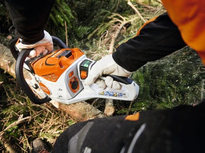 STIHL MSA 300 - Baterijska testera bez baterije i punjača