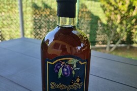 Na prodaju domaća rakija