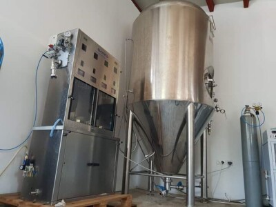 Na prodaju inox oprema za malu craft pivovaru