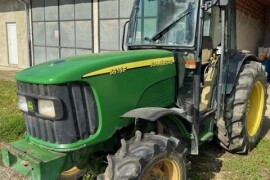 John Deere 5515F