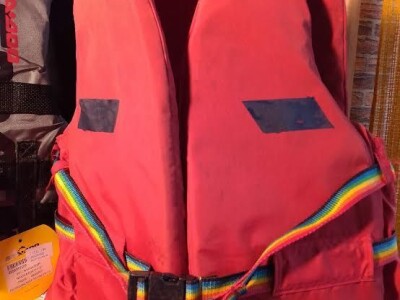 BAKRENI KOTLIĆ NA STALKU SA MJEŠALICOM NA 220 V