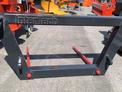 Nosač bala s dva šiljka - INTERTECH