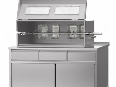 Pečenjara - peć za pečenje peradi / odojka