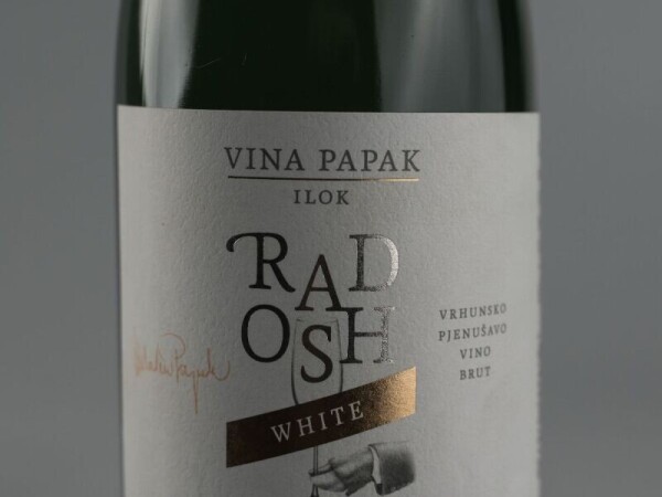 Pjenušac Radosh White