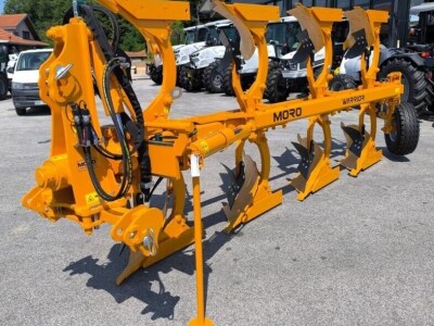 Plug četverobrazdni okretač MORO ARATRI model QRV 16A WARRIOR