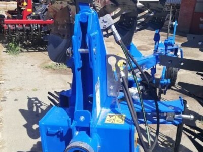 PLUG ÖVERUM BX 31080 F – 3 BRAZDE - Rešetka