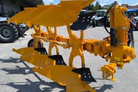 Plug trobrazdni okretač MORO ARATRI – model TRV 12A WARRIOR