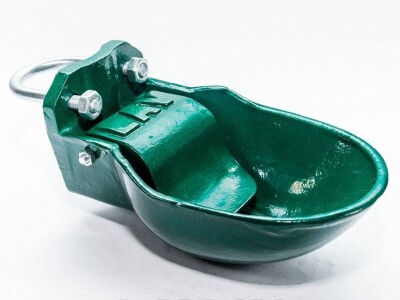 Pojilice za krave/bikove/konje/telad/svinje/krmače/koze/ovce