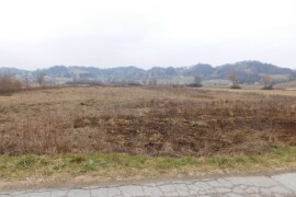 Poljoprivredno zemljište 3.730 m2 - blizina Tuheljskih toplica