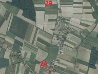 Poljoprivredno i građevinsko zemljište, 67.000 m2, 50 km od Zagreba, izvor vode