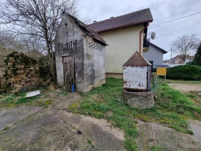 Poljoprivredno zemljište - Ernestinovo