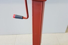 Potporna noga prikolice