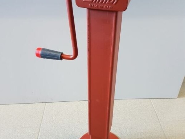 Potporna noga prikolice