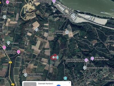 4,5ha zemlje u najboljem delu karlovaca