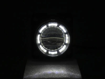 Prednja lampa 61 W, kratka svjetla, duga i pozicijska svjetla