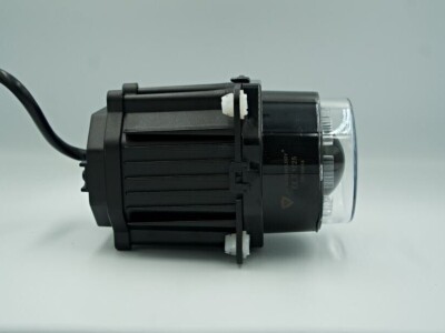 Prednja lampa 61 W, kratka svjetla, duga i pozicijska svjetla