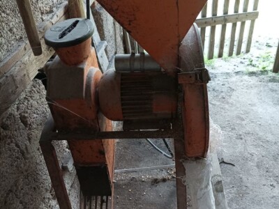 Prekrupač krunjač Prekrupac krunjac