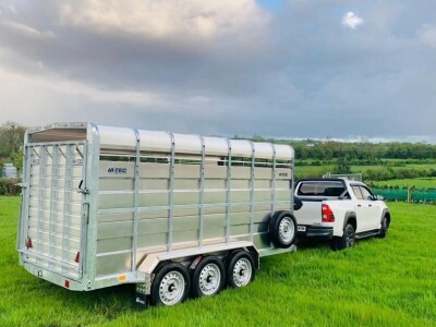 Prikolice za prevoz stoke