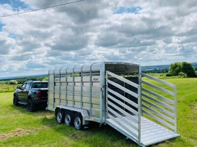 Prikolice za prevoz stoke