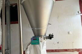 Prodajem 1 silos za brašno