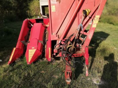 Prodajem berač za kukuruz