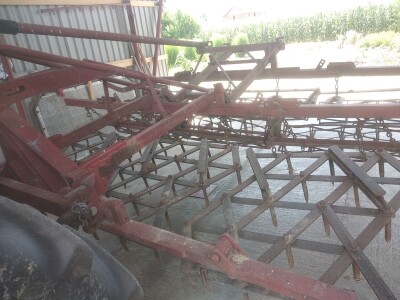 Prodajem drljaču i rasipač!