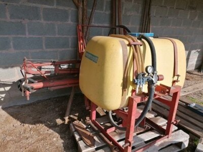 Prodajem ispravnu špricu