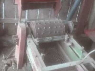 Prodajem krunjač (runilica za kukuruz )