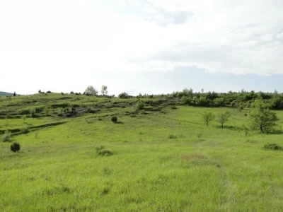 Prodajem poljoprivredno zemljište 10ha u Modrušu, općina Josipdol